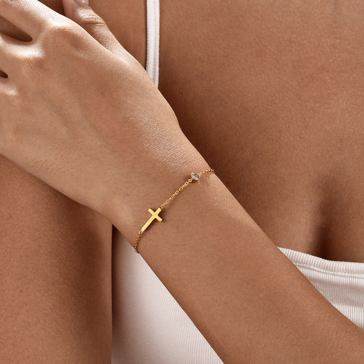 Cross Solitaire Bracelet
