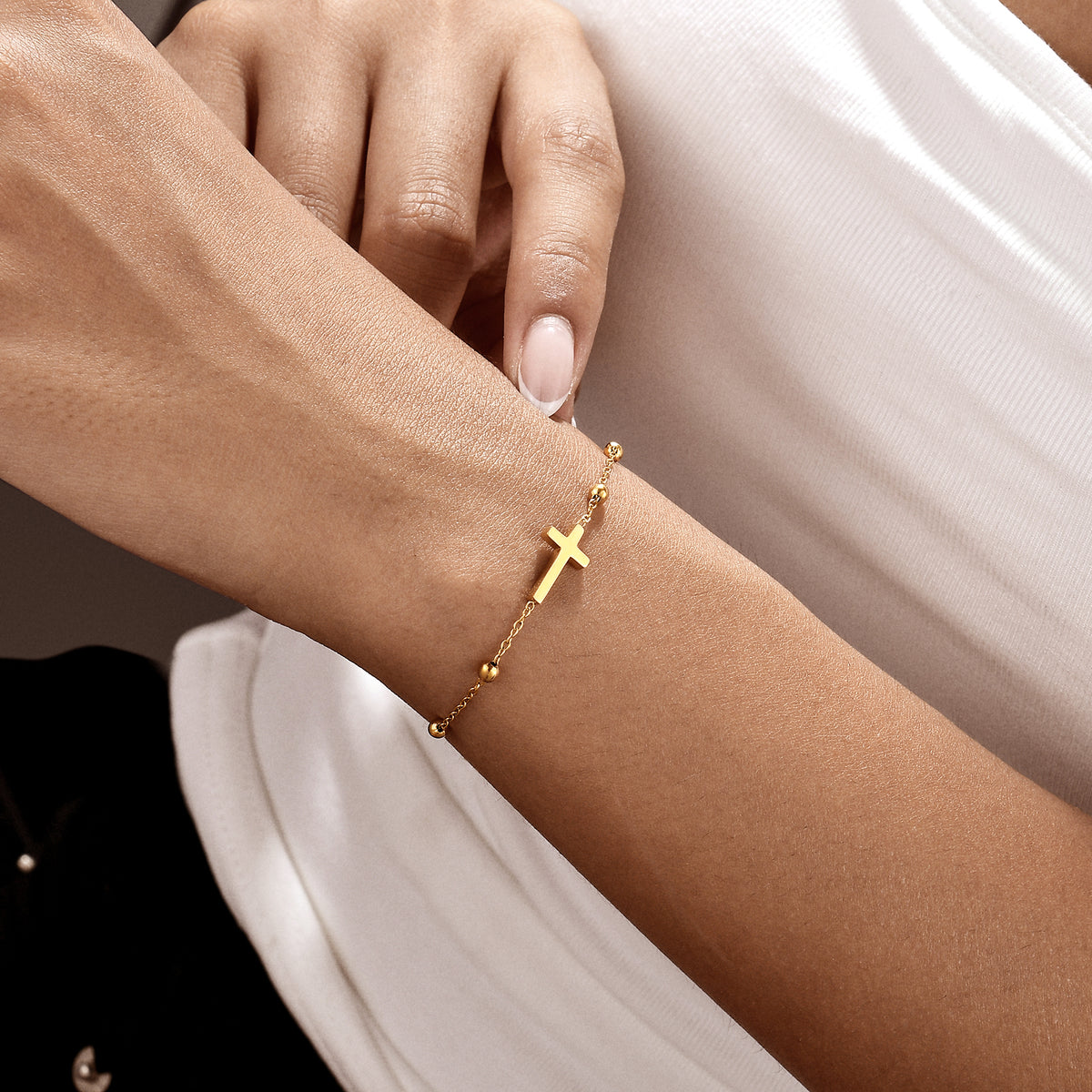 Minimalist Beaded Cross Bracelet