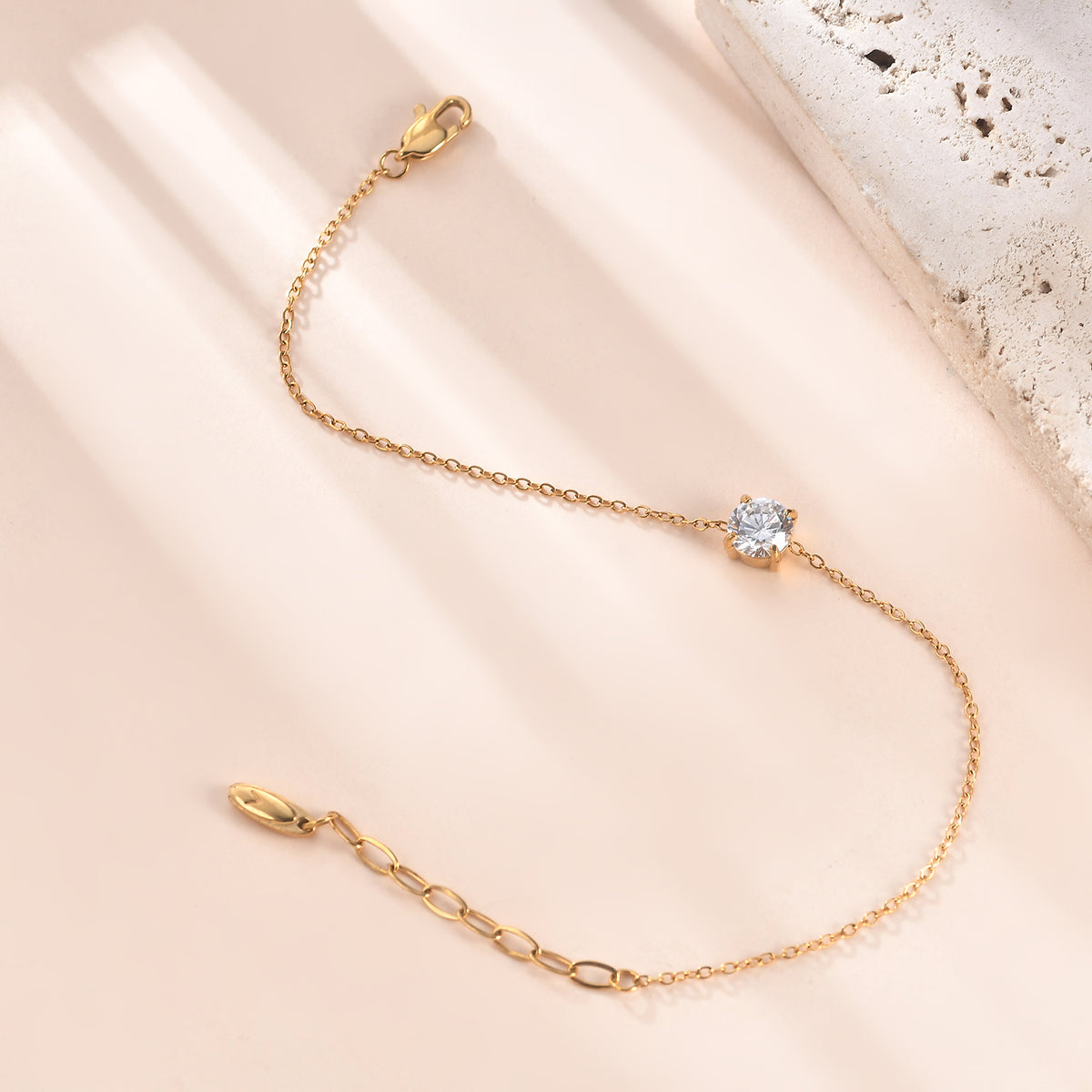 Star Solitaire Bracelet (6MM)